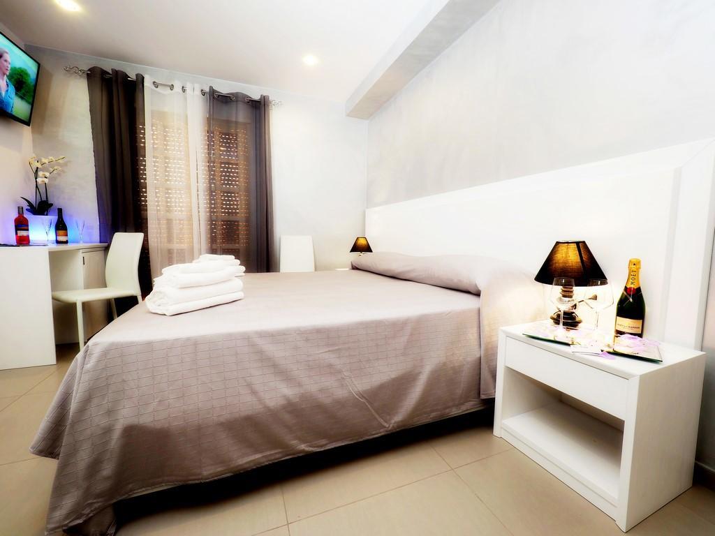 Residenza La Torre Bed & Breakfast 3*